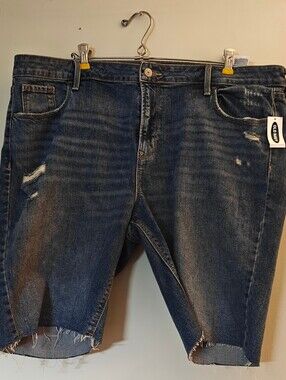 Old Navy Women's Distressed Blue Boyfriend Jean Shorts